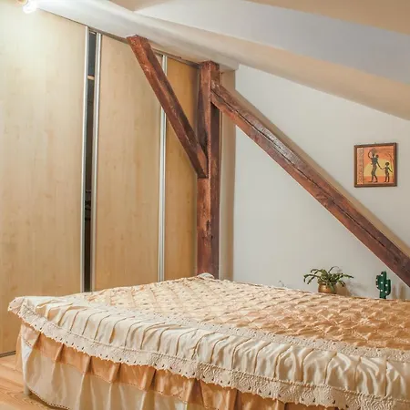 Apartment Gunram Mazury *