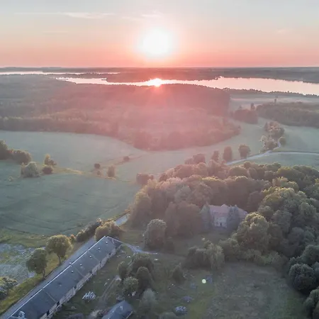 Gunram Mazury Apartment Okowizna